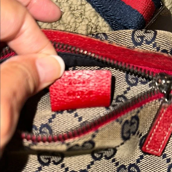 Gucci Beige Monogram Belt Bag with Red and Blue Strap - Picture 4 of 6